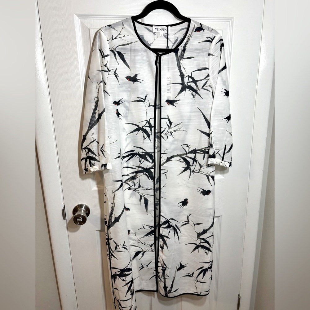 Veinfuns Mid-Length Dress/Cover